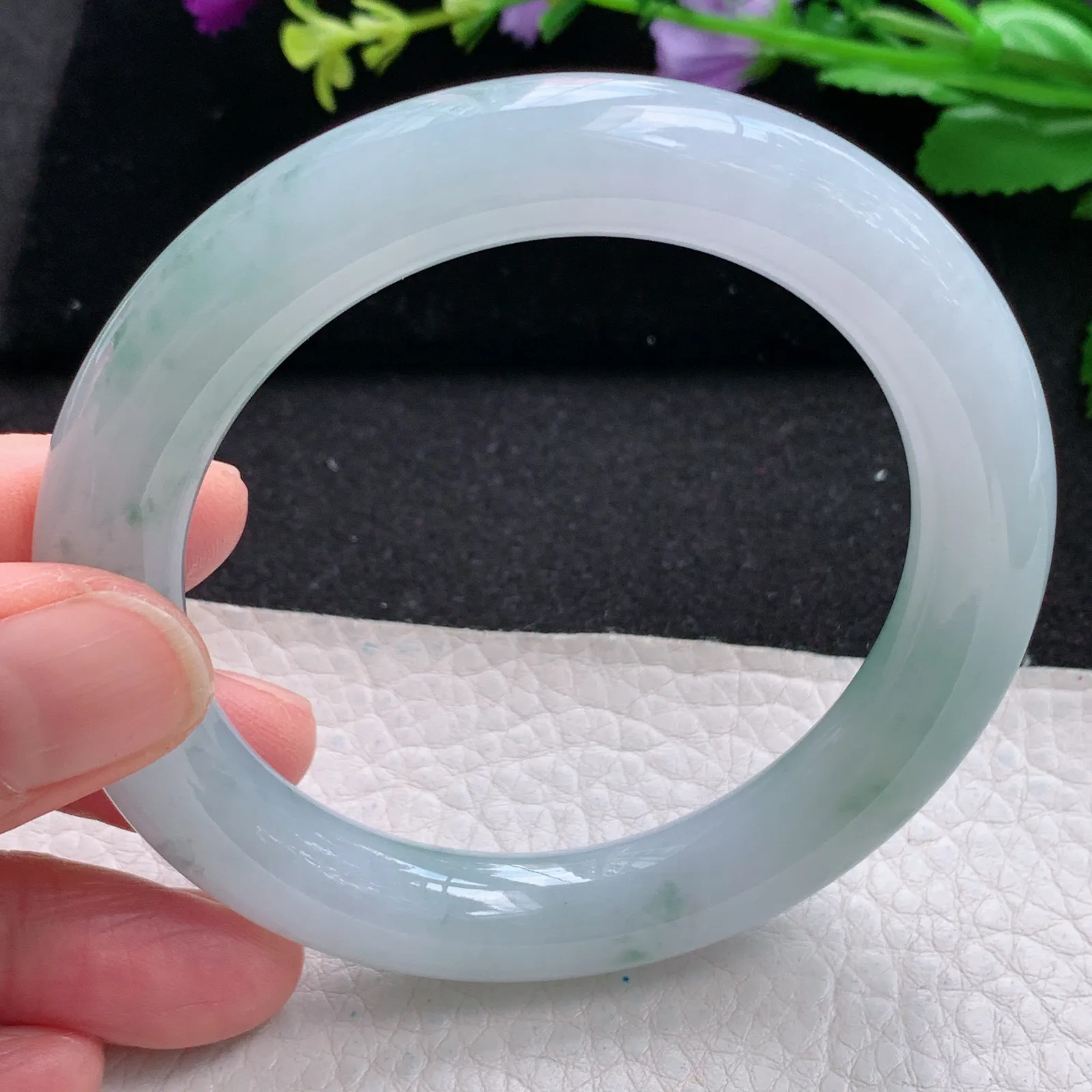 xh自然光57.5*11美人镯 缅甸翡翠a货玉手镯冰胶水灵飘花圆条玉手环 平安镯