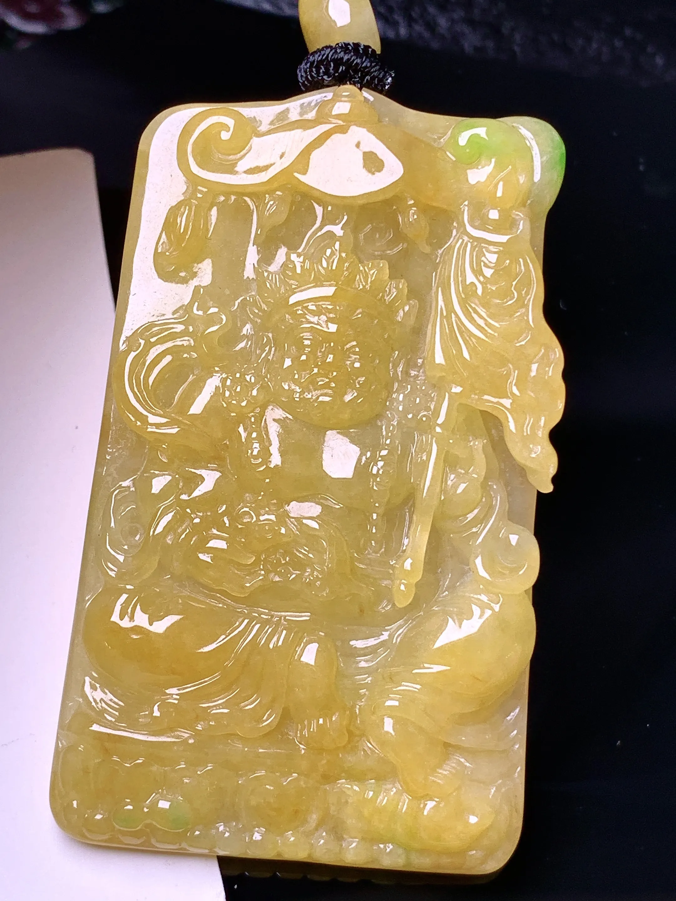 黄翡黄财神吊坠 玉质细腻 色泽清新艳丽 整体尺寸57.2*34.6*7.5