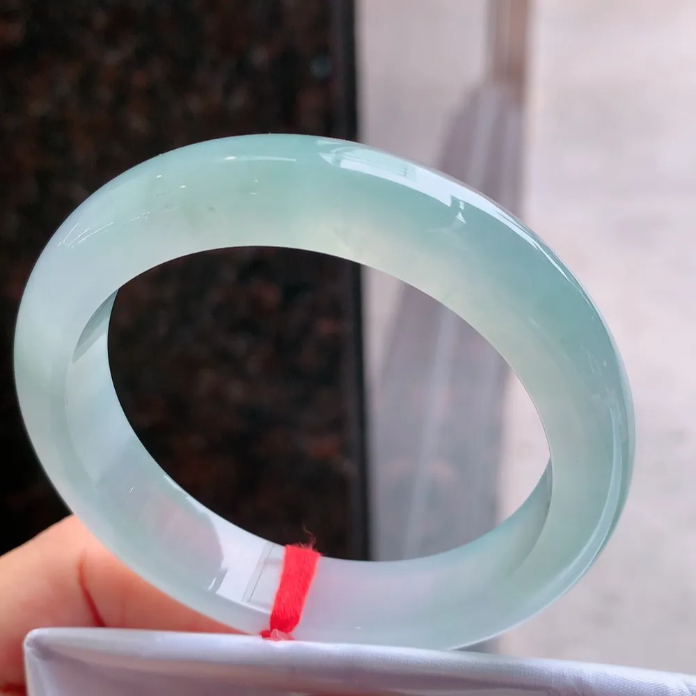 正圈冰玻晴水 内圈微纹 尺寸:56.6/12.6/8.8 荧光闪闪