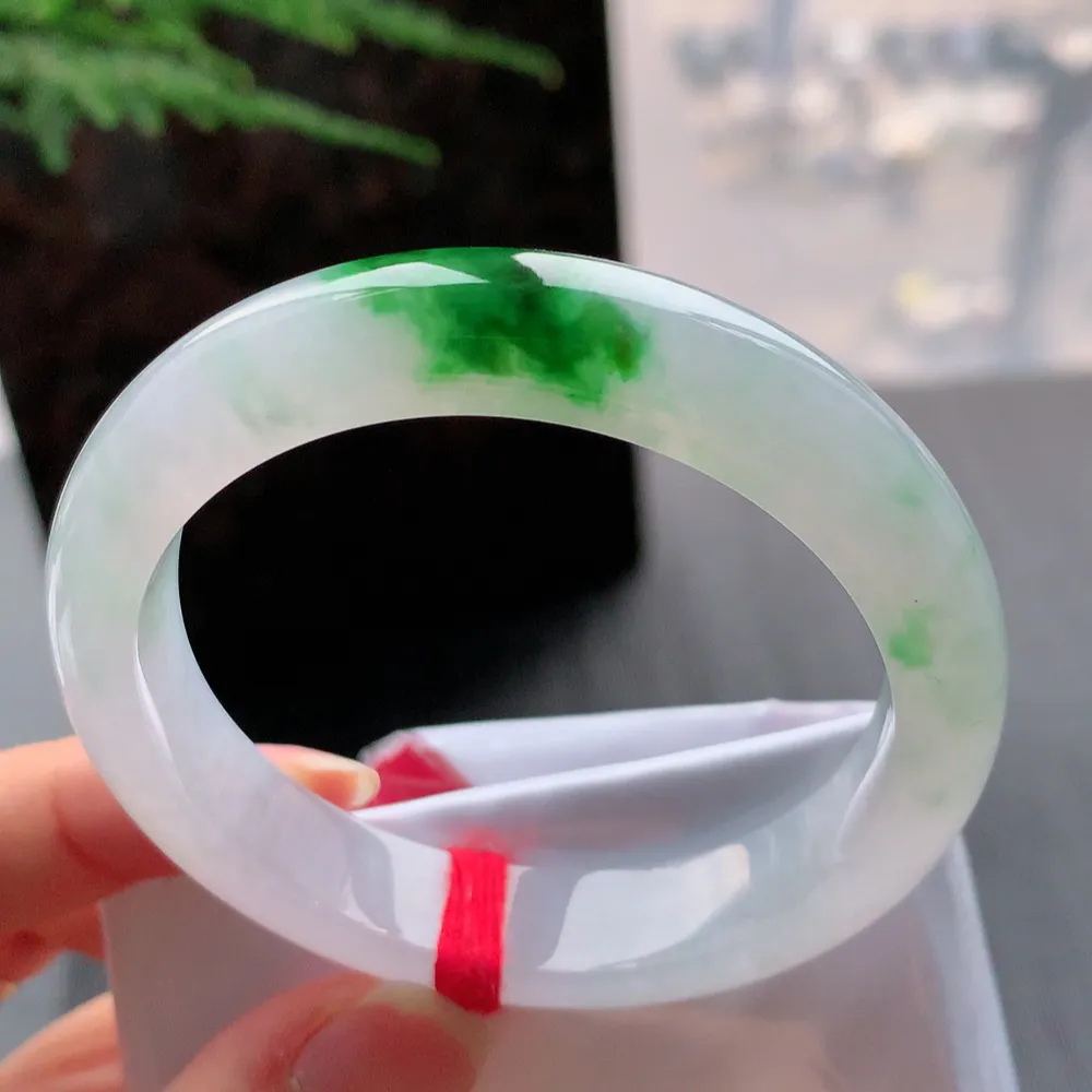 正圈高冰绿花 无瑕 尺寸:52.1/11.1/7.7 花美 种水好