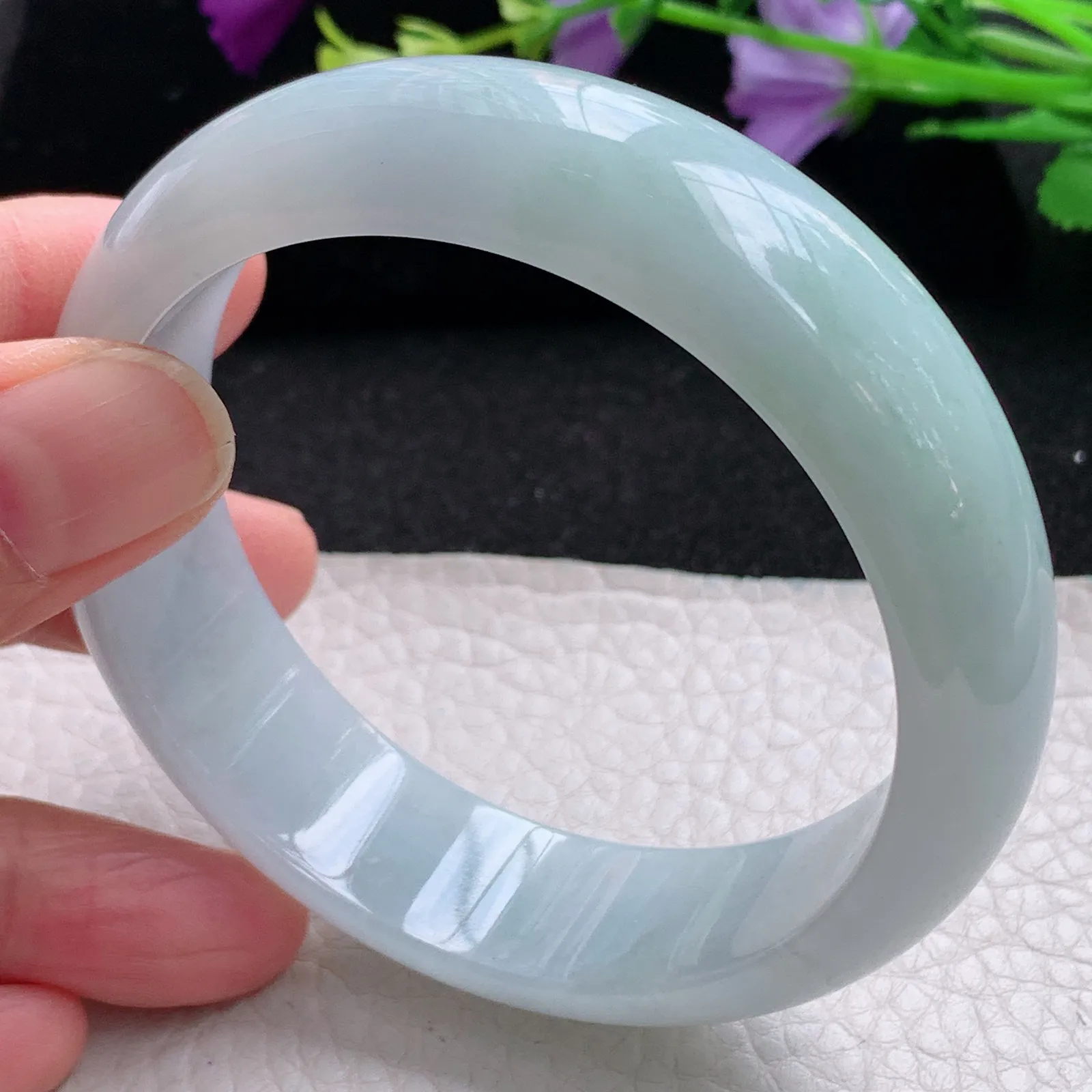 mq自然光59*17.5*8轮胎镯 缅甸翡翠玉手镯天空蓝宽边玉手环 平安镯