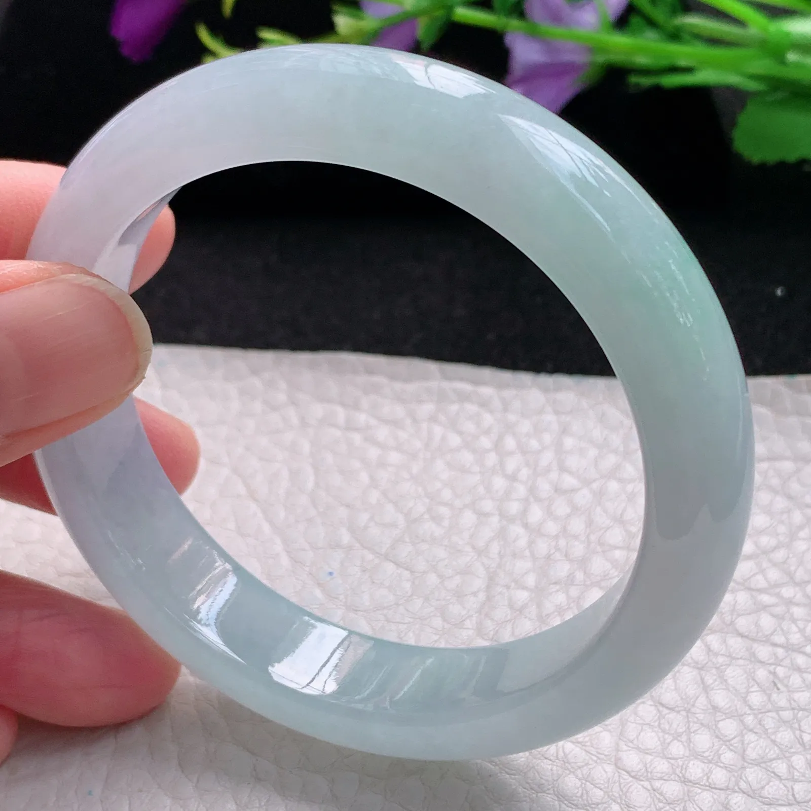 r自然光56.5*13*8.3平安镯 缅甸翡翠玉手镯冰胶蓝韵高档宽边玉手环 美人镯