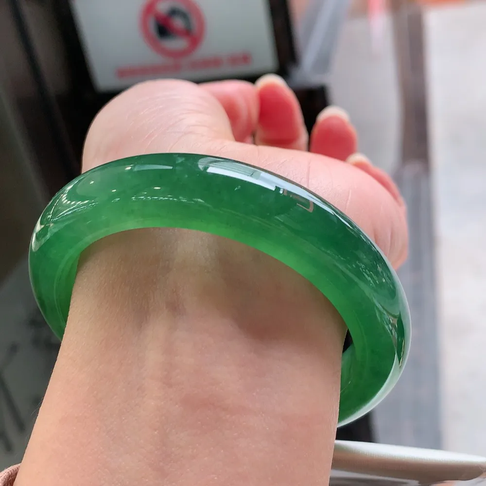 正圈高冰满色啤酒绿 无瑕 尺寸:54.5/13/9.2 种色兼备