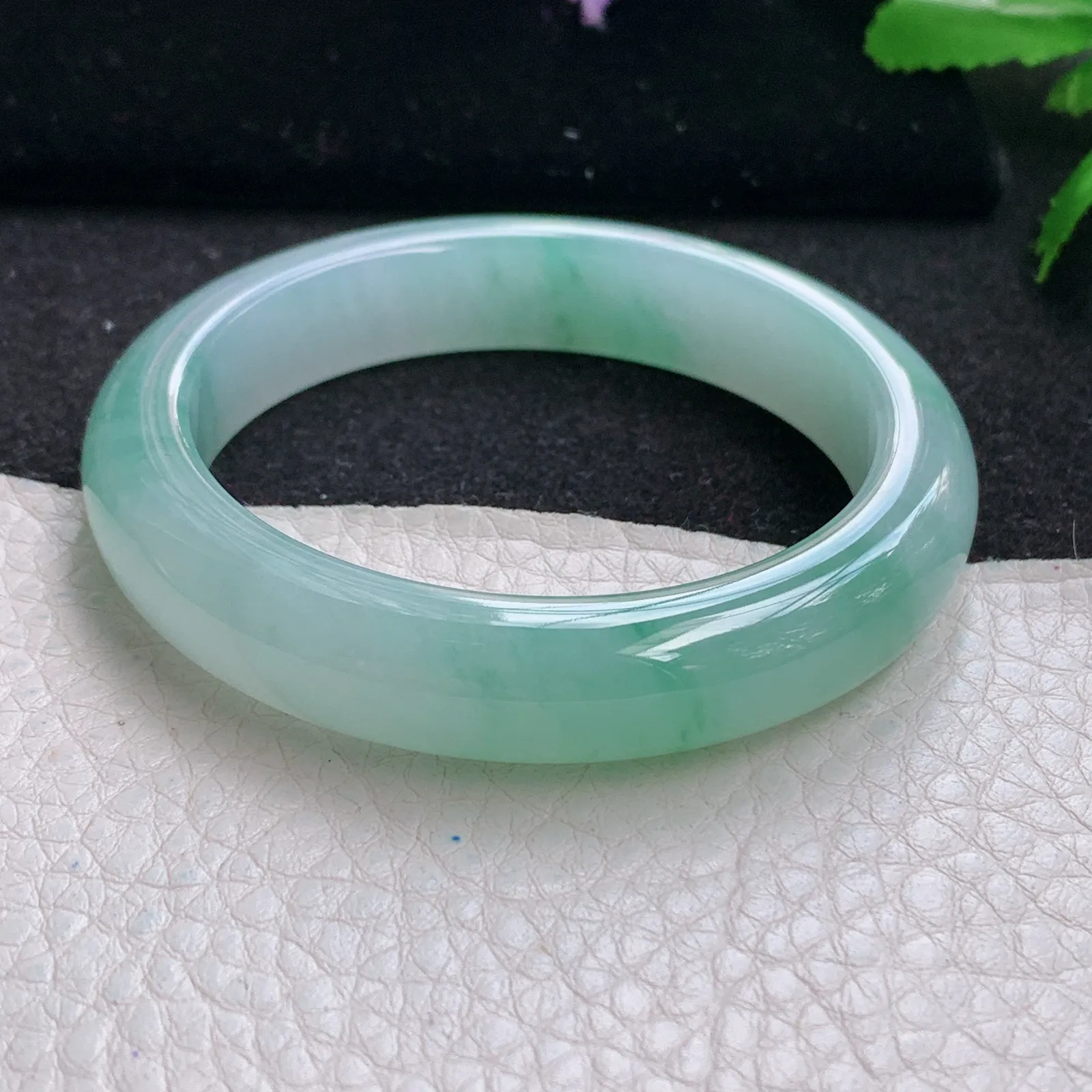 xh小圈口51*11.3*8平安镯 缅甸翡翠a货玉手镯冰胶水灵宽边玉手环