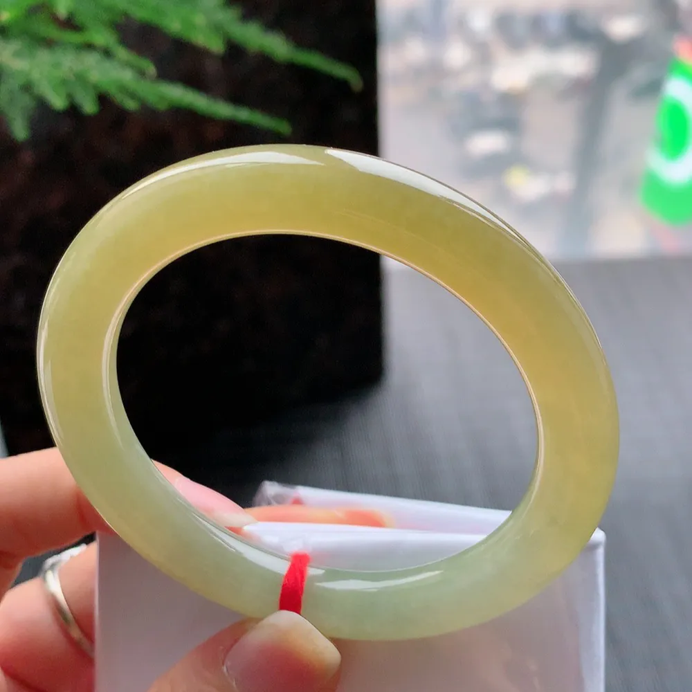 圆条冰黄翡 无瑕 尺寸:54.1/9.3 超值