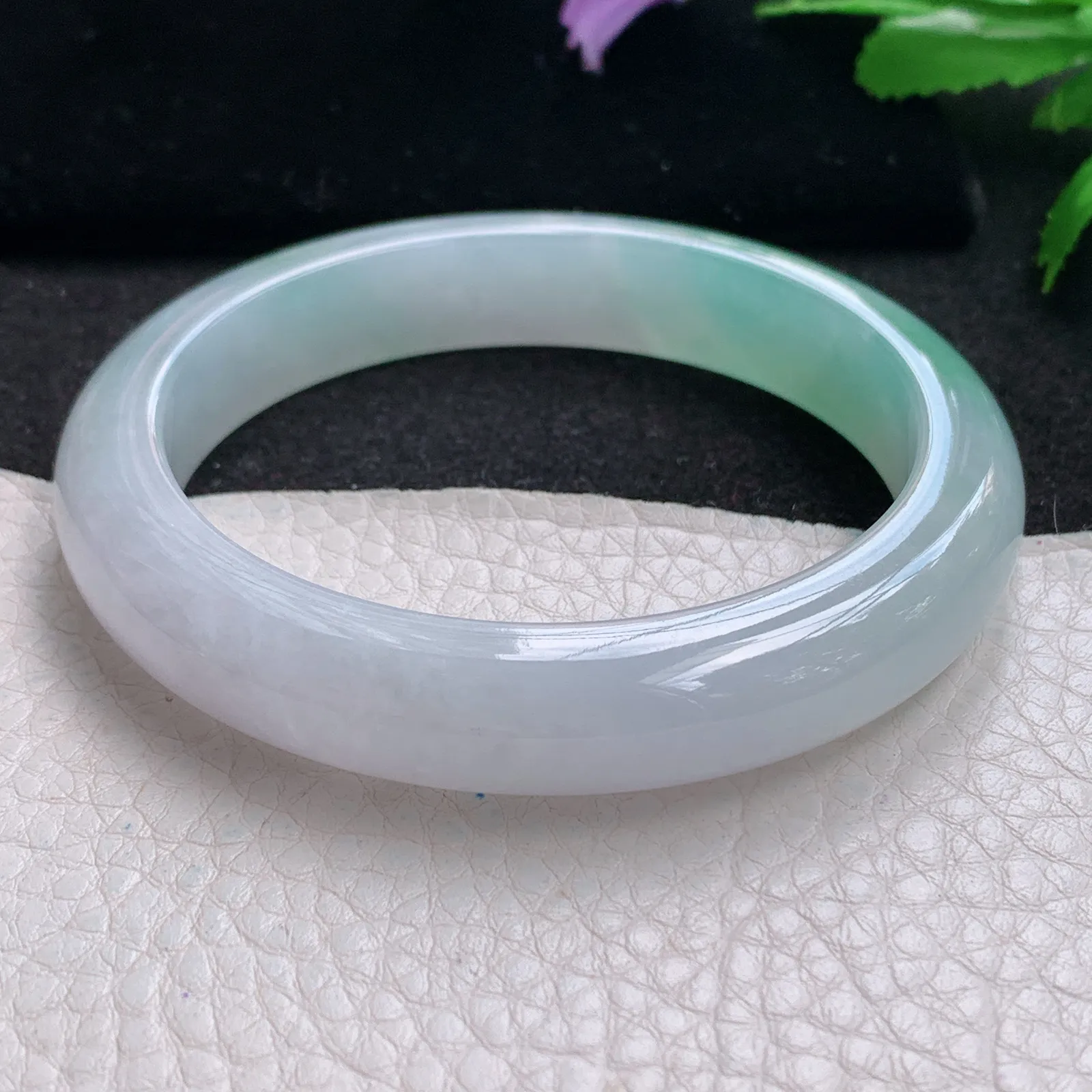 xh自然光58.5*11.8*8.6平安镯 缅甸翡翠a货玉手镯冰胶清爽水灵宽边玉手环