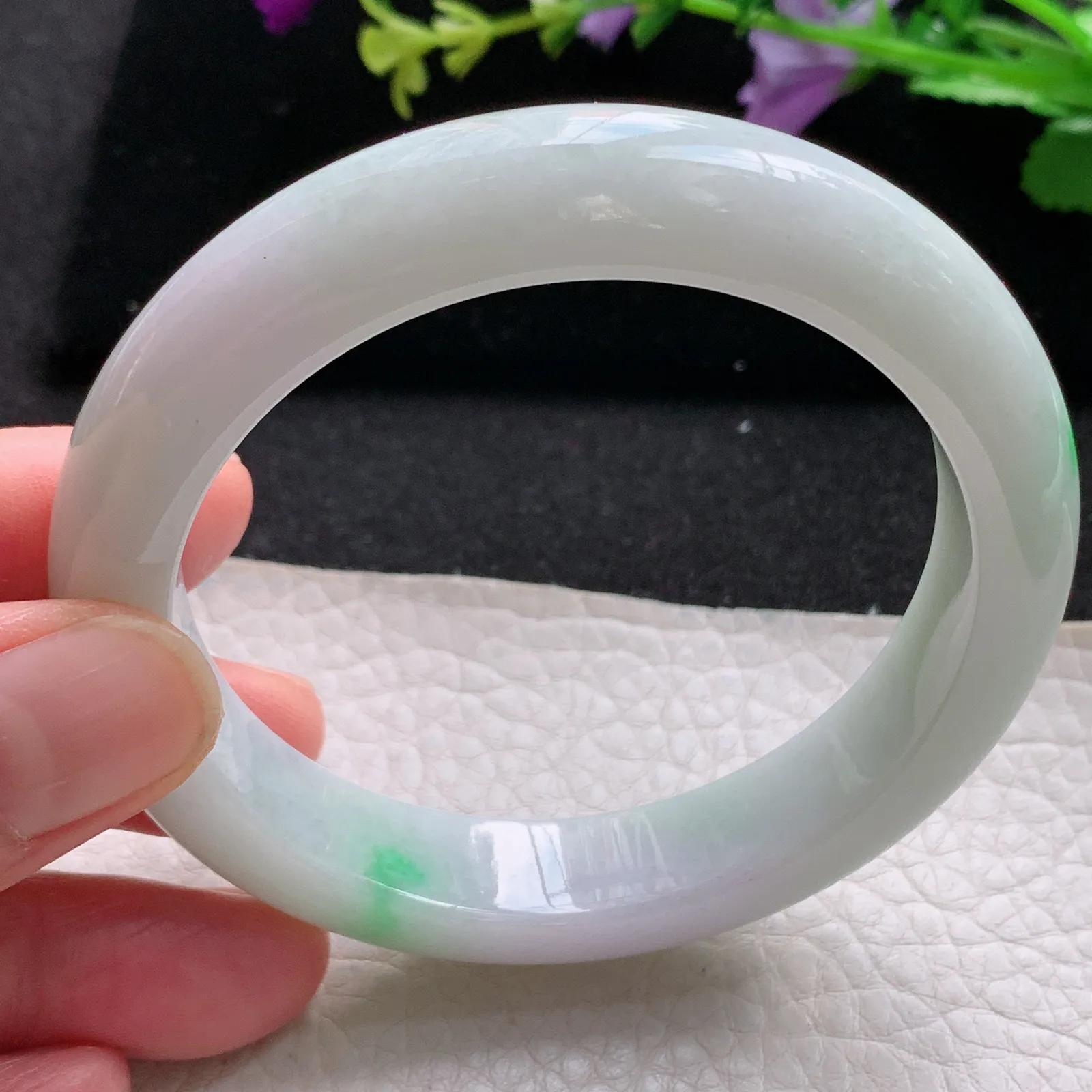 xx自然光57.5*12.8*9平安镯 缅甸翡翠a货玉手镯飘绿厚装宽边玉手环