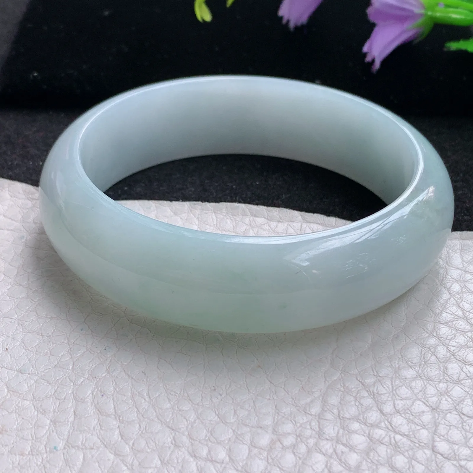 mq自然光59*17.5*8轮胎镯 缅甸翡翠玉手镯天空蓝宽边玉手环 平安镯