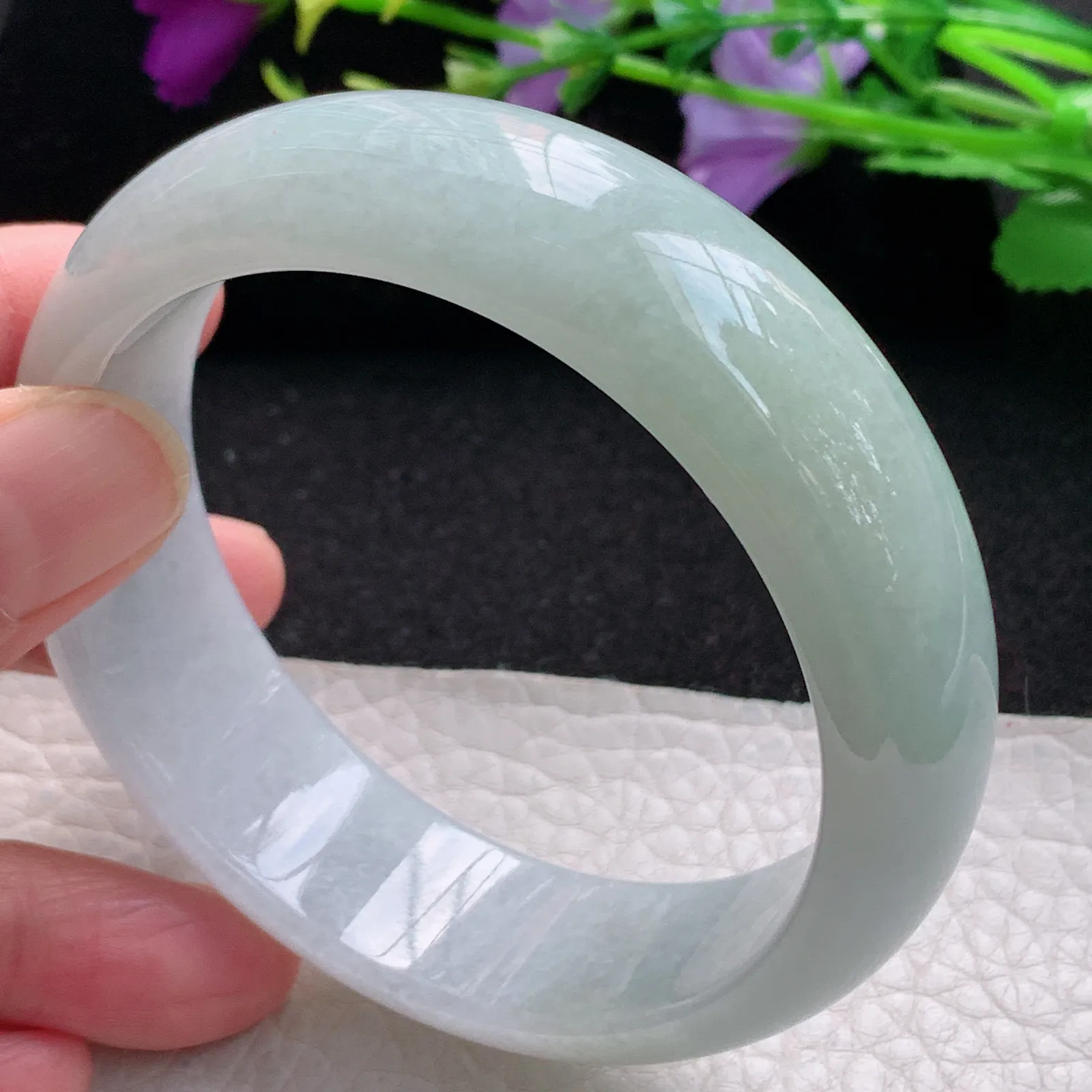 js自然光59.5*18.6*8轮胎镯 缅甸翡翠玉手镯清新大气宽边玉手环 平安镯