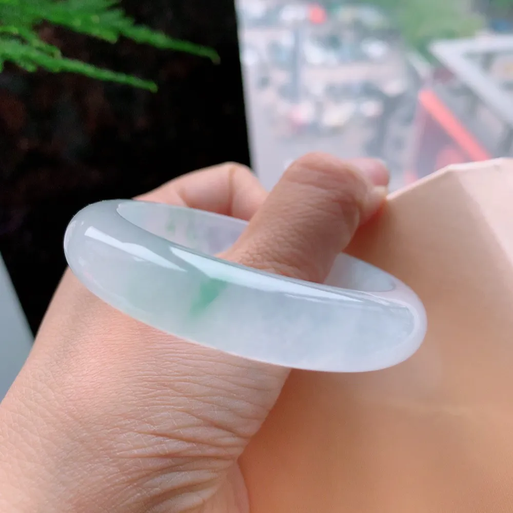 正圈冰玻阳绿 微冰丝线 尺寸:51.2/12.7/8.3 荧光闪闪🥰🥰