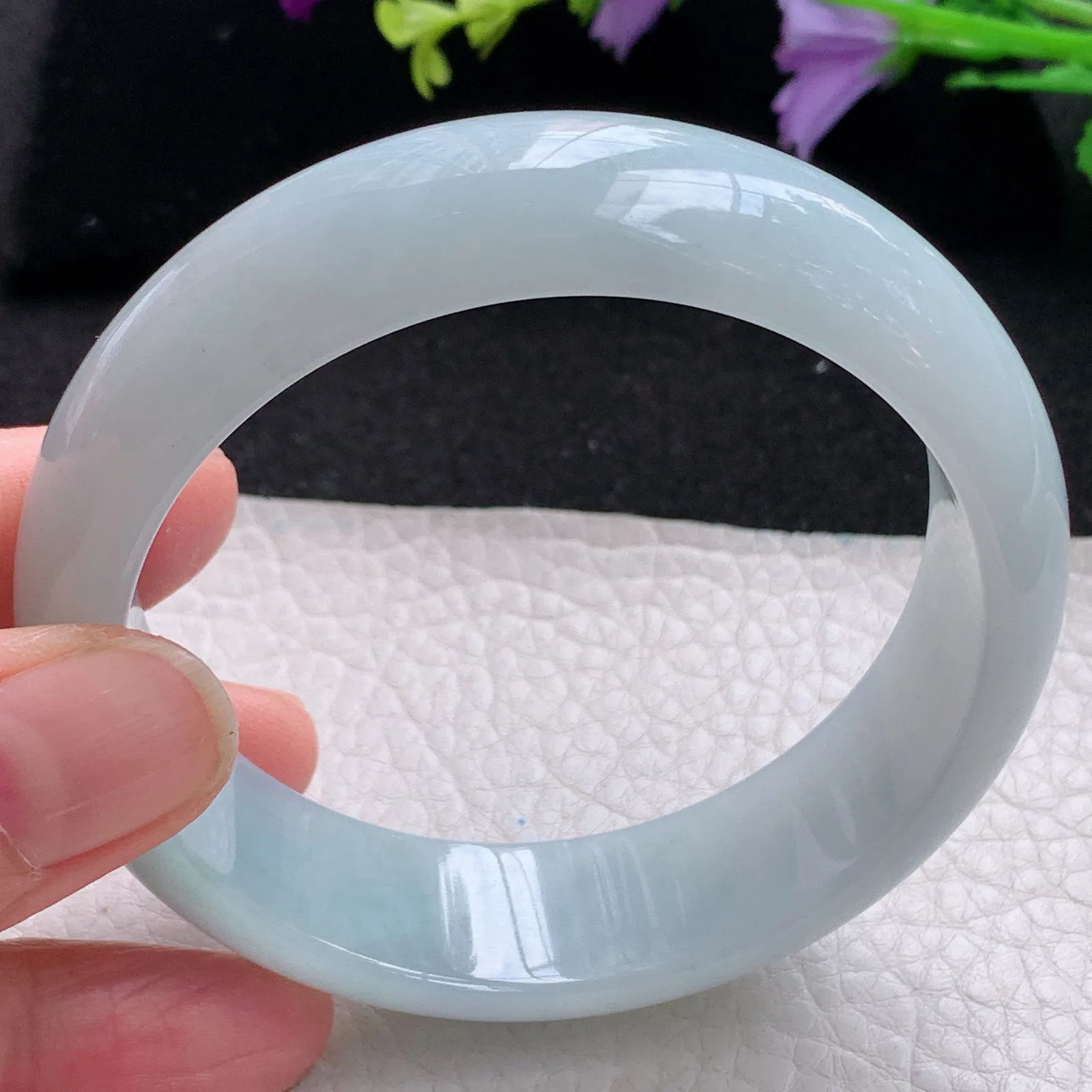 mq自然光59*17.5*8轮胎镯 缅甸翡翠玉手镯天空蓝宽边玉手环 平安镯