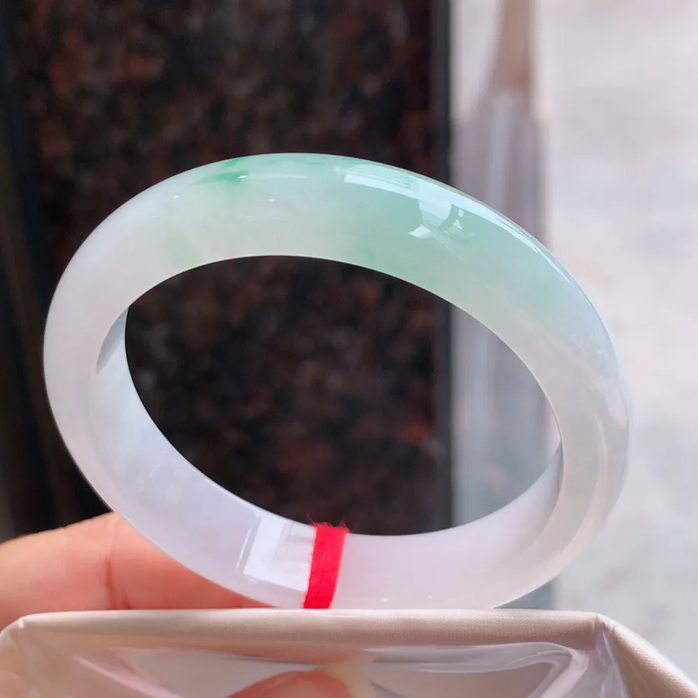 正圈冰飘绿 无瑕 尺寸:54.1/12.2/7.6 花美🥰🥰