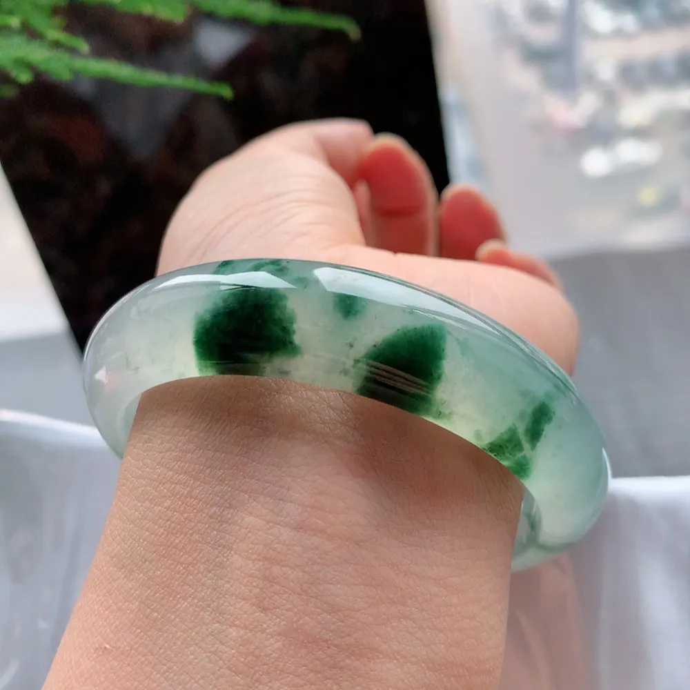 正圈冰玻飘花 无瑕 尺寸:58.4/15.1/8.2 花美 种水好