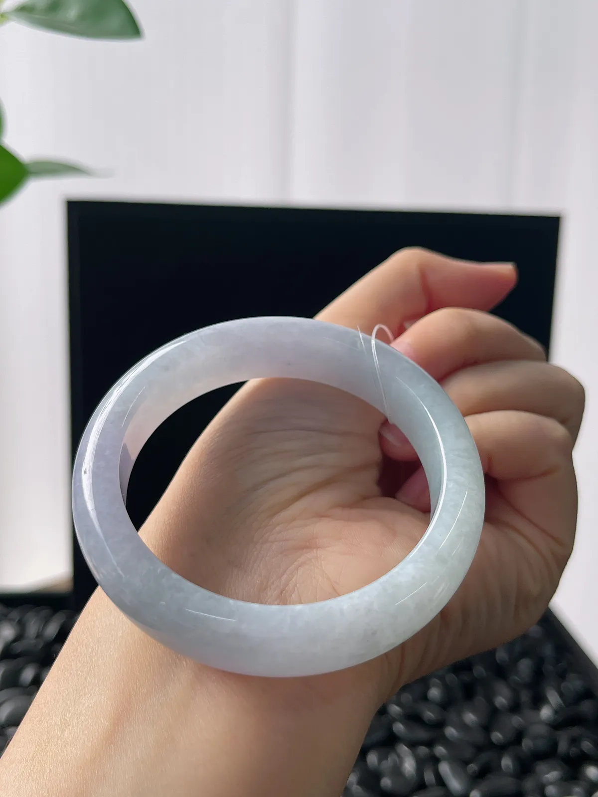 正圈53圈口，翡翠糯化种春带彩手镯