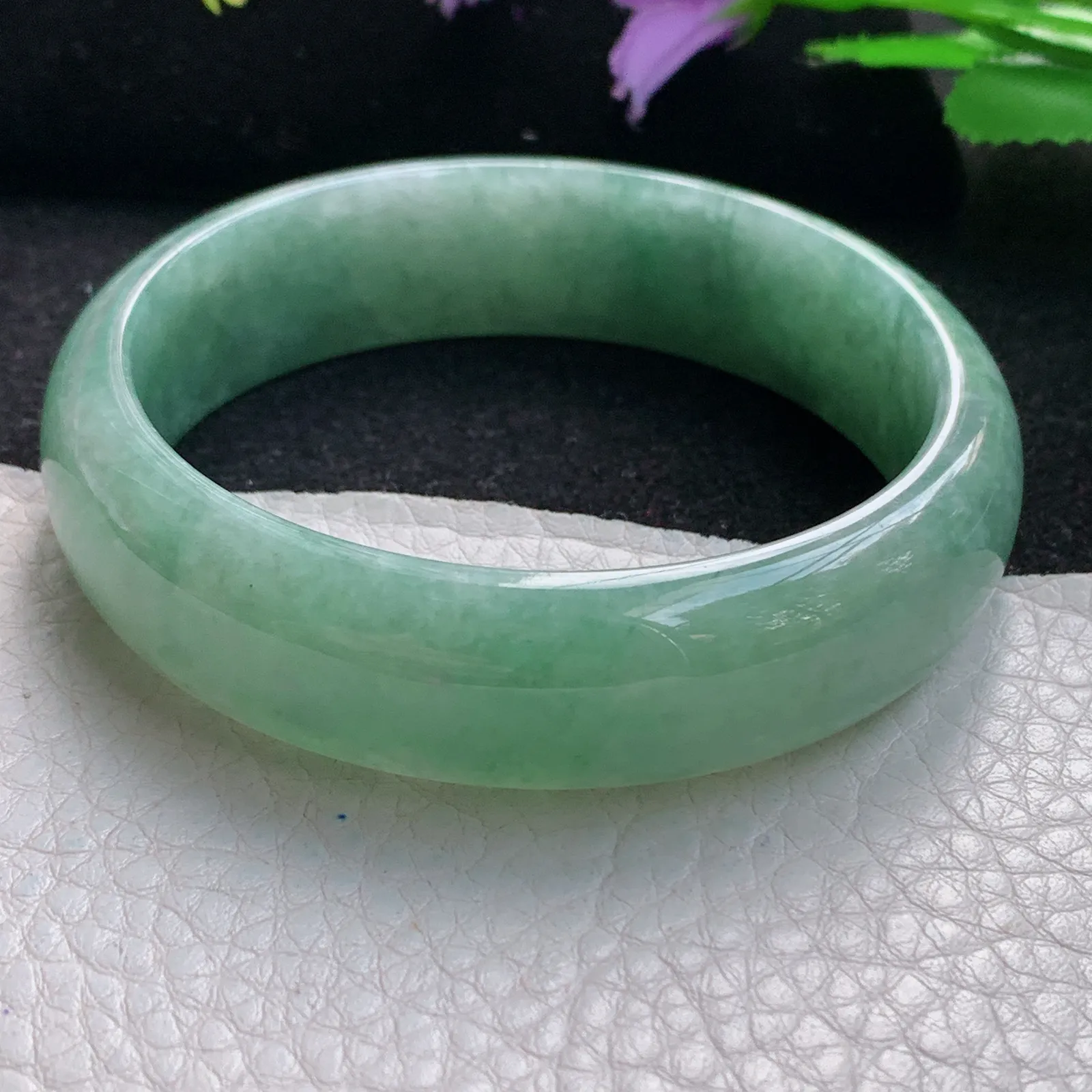 js自然光59*16.5*7轮胎镯 缅甸翡翠玉手镯满绿大气宽边玉手环 平安镯