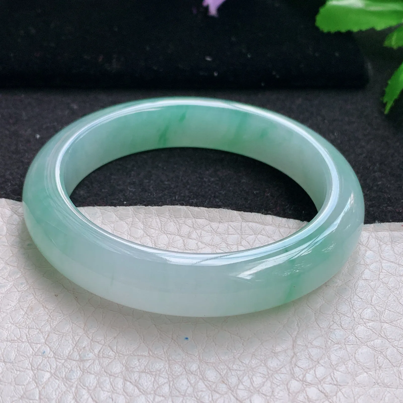 xh小圈口51*11.3*8平安镯 缅甸翡翠a货玉手镯冰胶水灵宽边玉手环