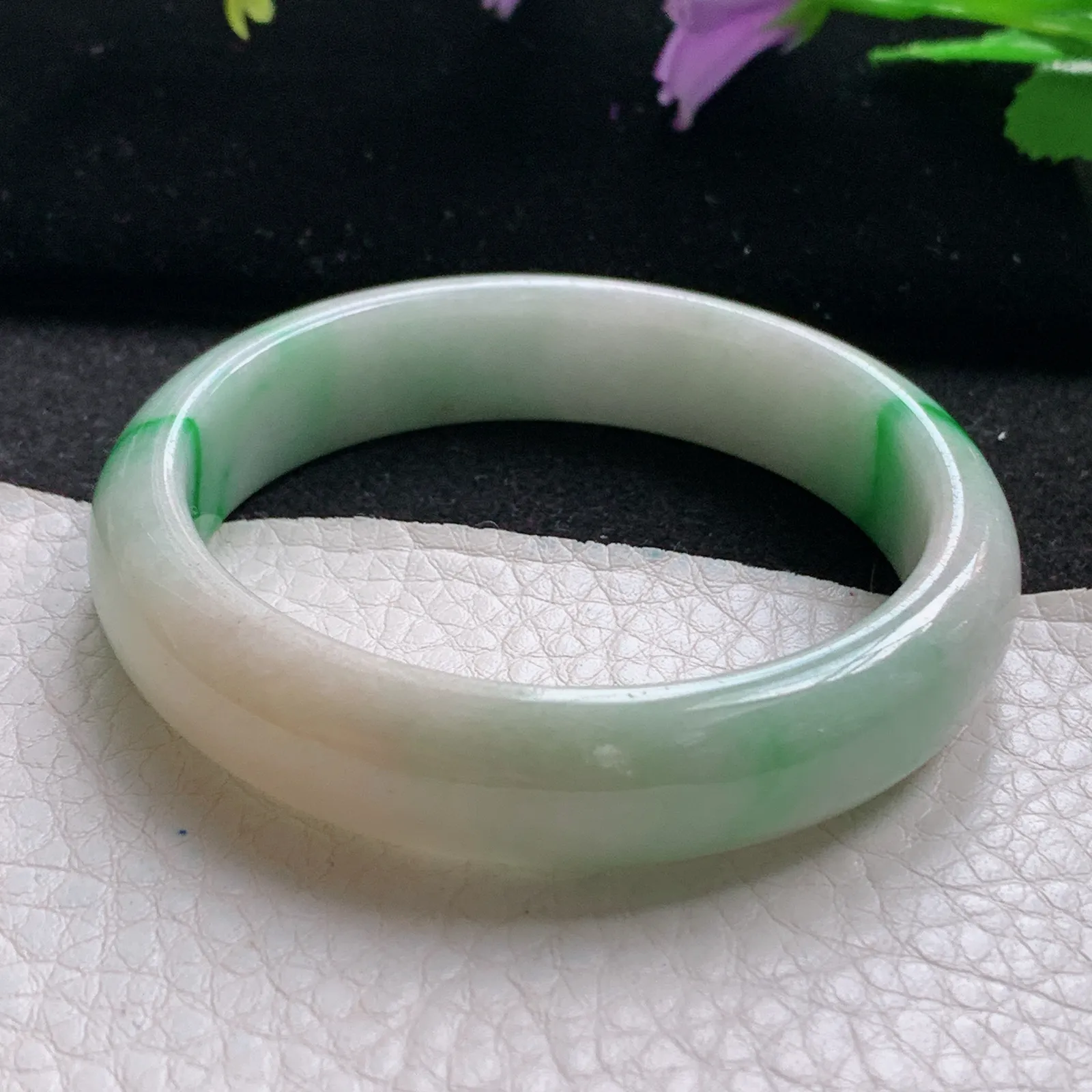 xx小圈口51*12.3*6.6平安镯 缅甸翡翠a货玉手镯飘绿秀气宽边玉手环