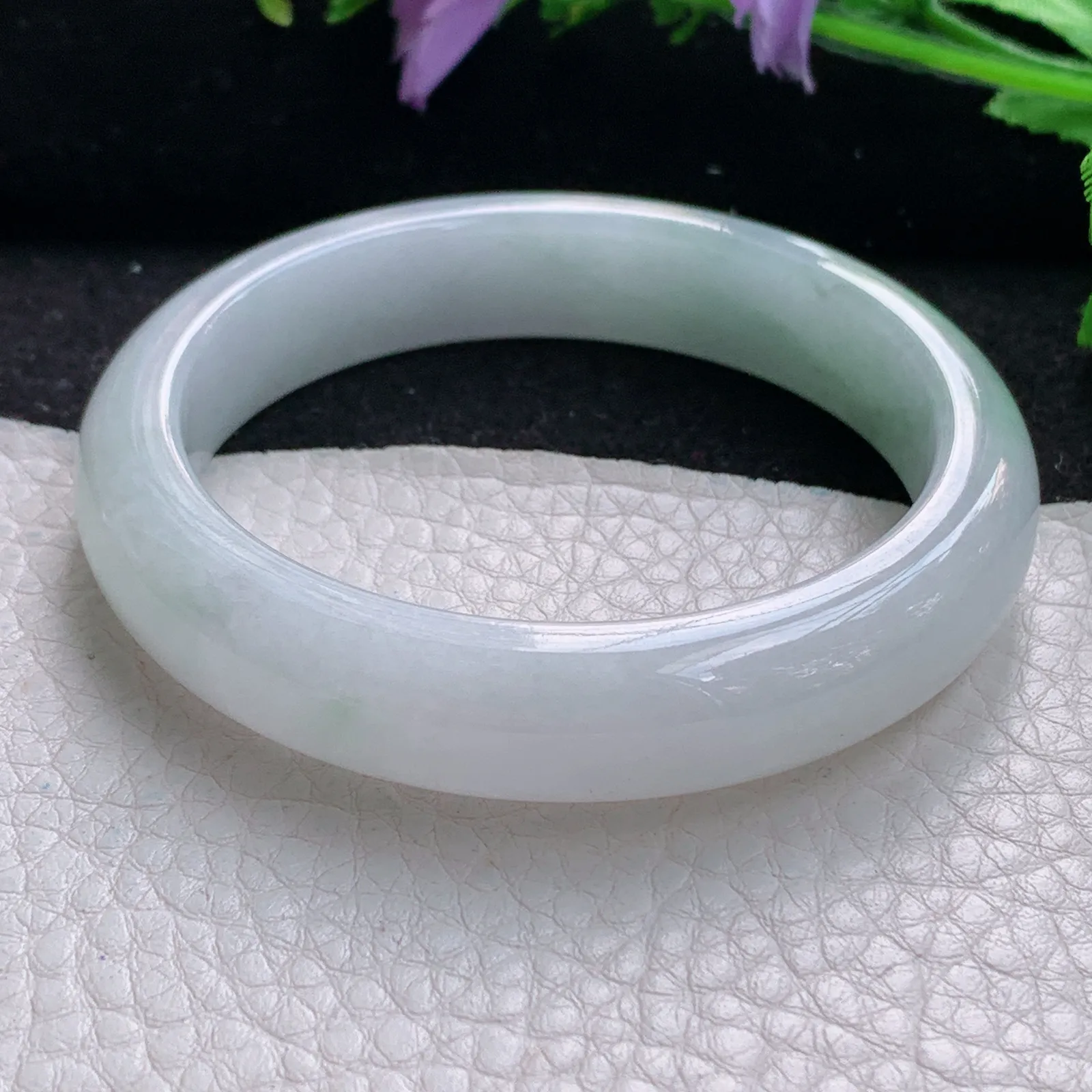 z自然光54.5*12*8平安镯 缅甸翡翠玉手镯清新淡雅宽边玉手环