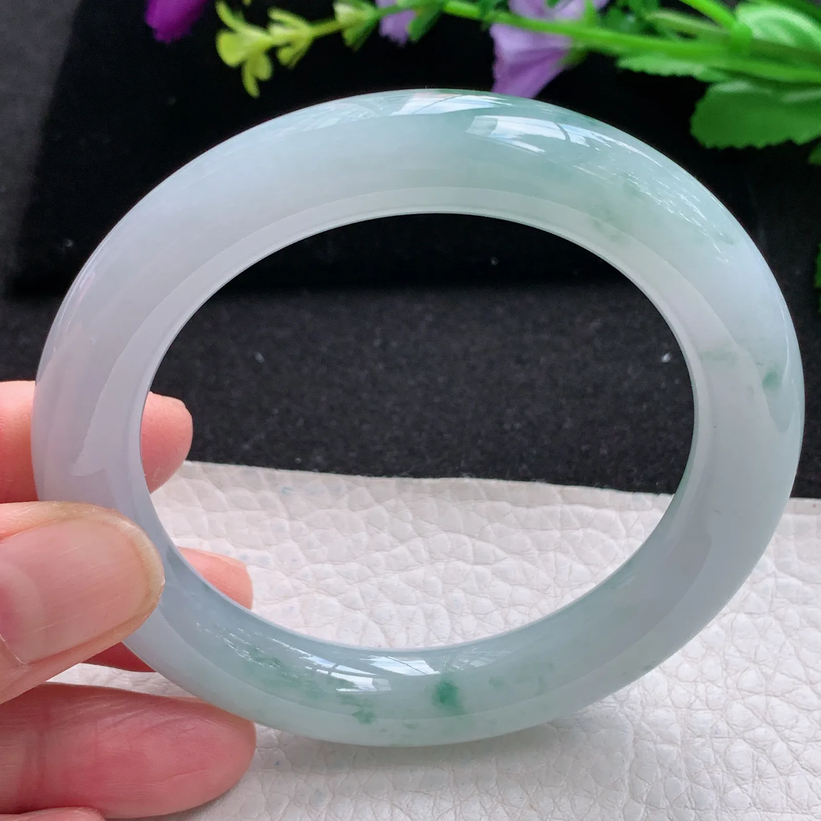 xh自然光57.5*11美人镯 缅甸翡翠a货玉手镯冰胶水灵飘花圆条玉手环 平安镯