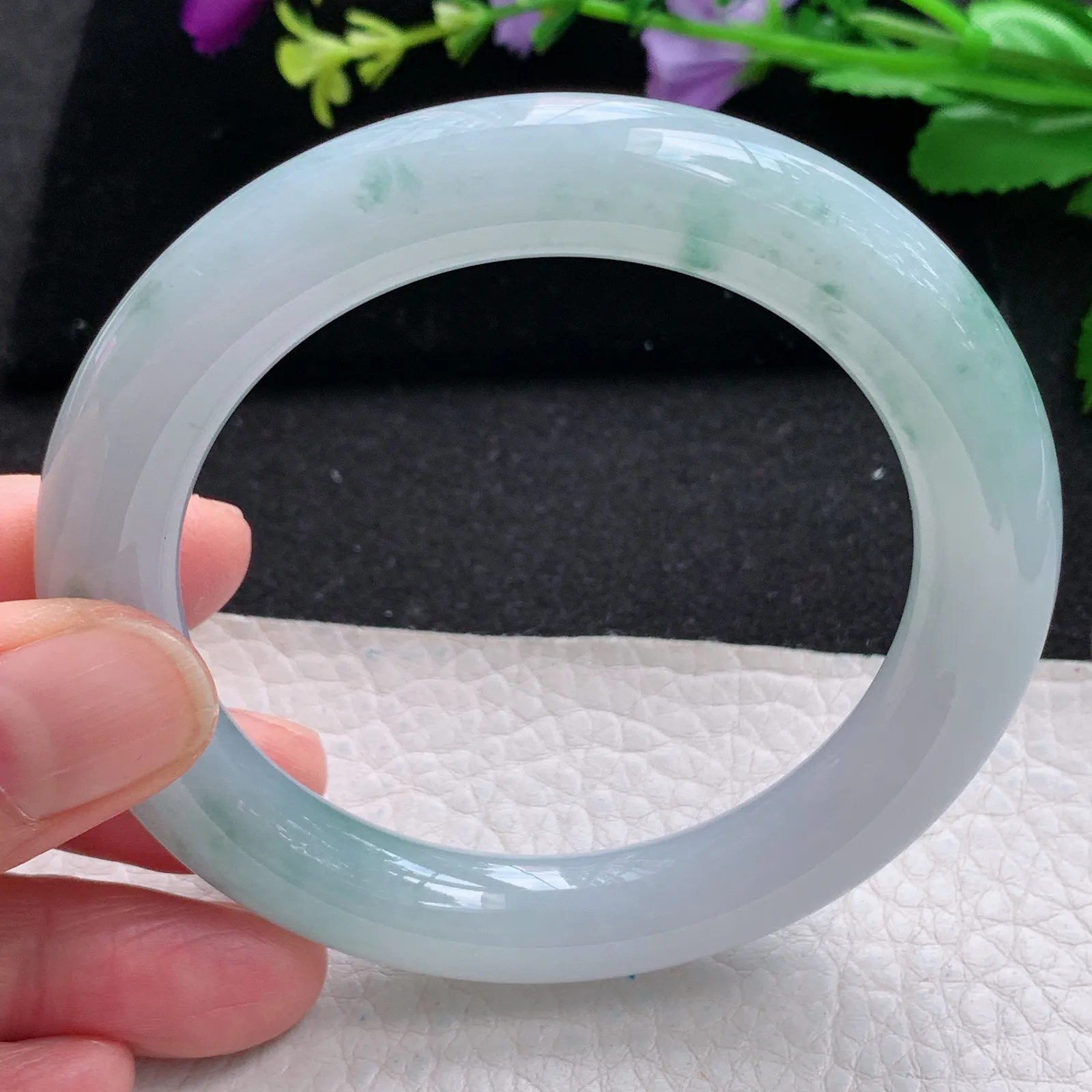 xh自然光57.5*11美人镯 缅甸翡翠a货玉手镯冰胶水灵飘花圆条玉手环 平安镯