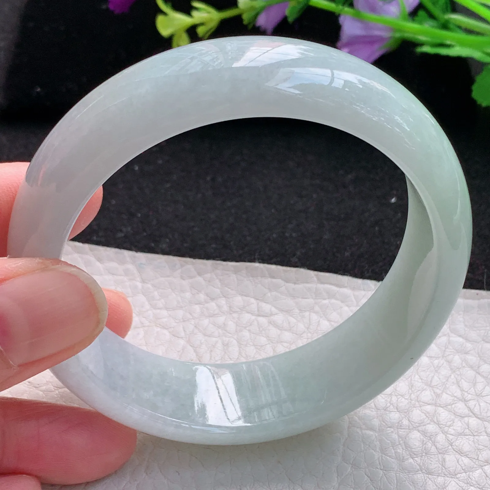 js自然光59.5*18.6*8轮胎镯 缅甸翡翠玉手镯清新大气宽边玉手环 平安镯