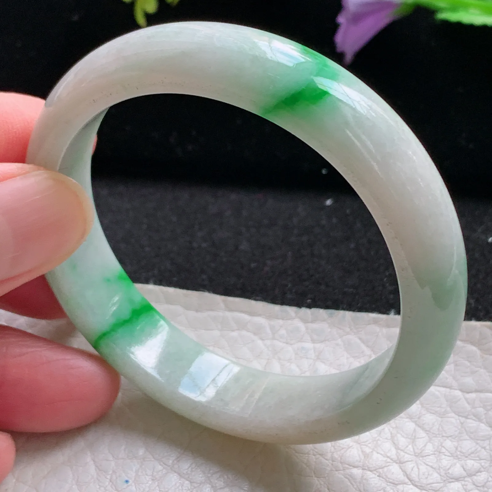 xx小圈口51*12.3*6.6平安镯 缅甸翡翠a货玉手镯飘绿秀气宽边玉手环