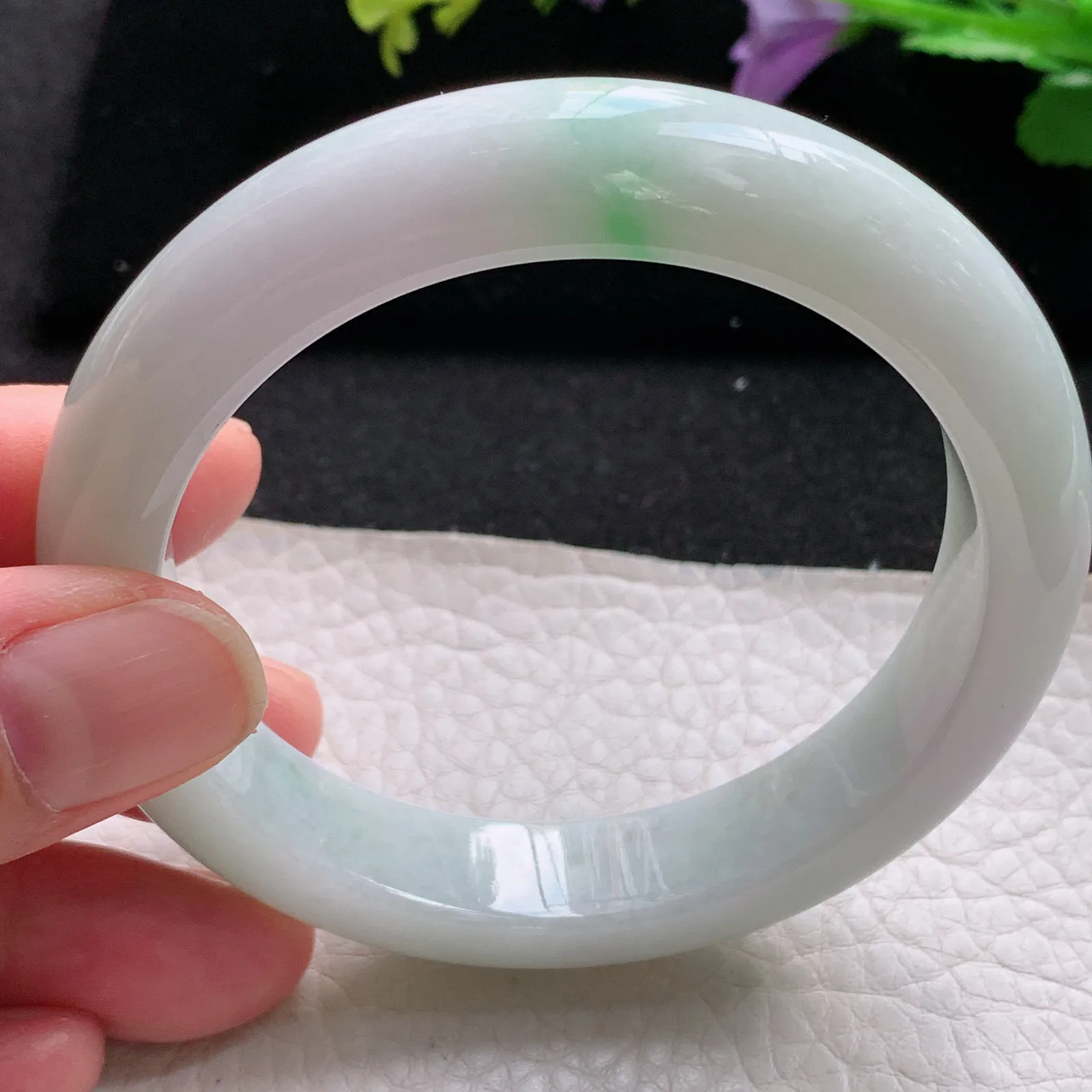 xx自然光57.5*12.8*9平安镯 缅甸翡翠a货玉手镯飘绿厚装宽边玉手环