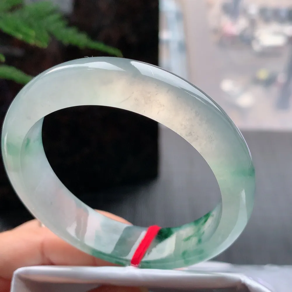 正圈冰玻飘花 无瑕 尺寸:58.4/15.1/8.2 花美 种水好