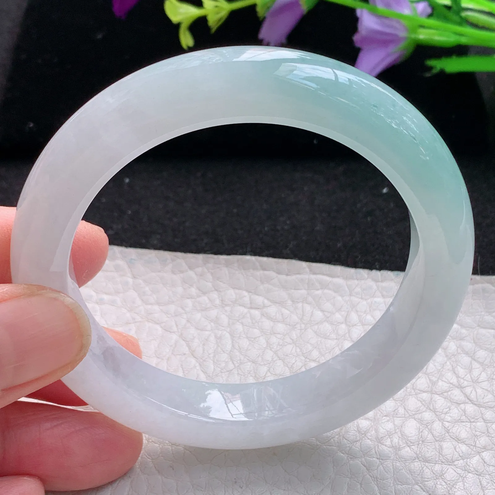 r自然光54.5*11.3*9平安镯 缅甸翡翠玉手镯冰胶蓝韵高档宽边玉手环 美人镯