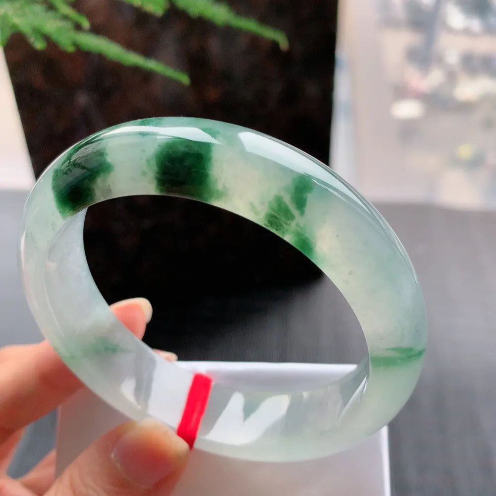 正圈冰玻飘花 无瑕 尺寸:58.4/15.1/8.2 花美 种水好