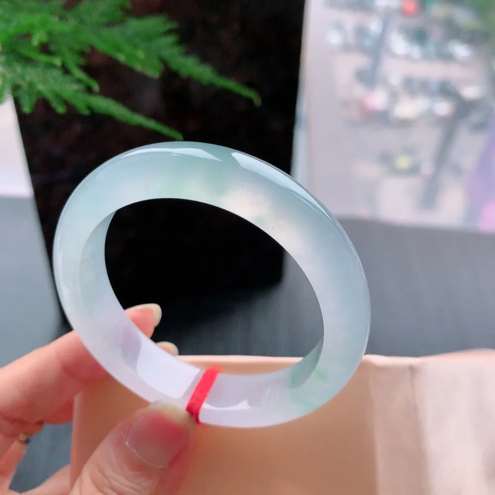 正圈冰玻阳绿 微冰丝线 尺寸:51.2/12.7/8.3 荧光闪闪🥰🥰