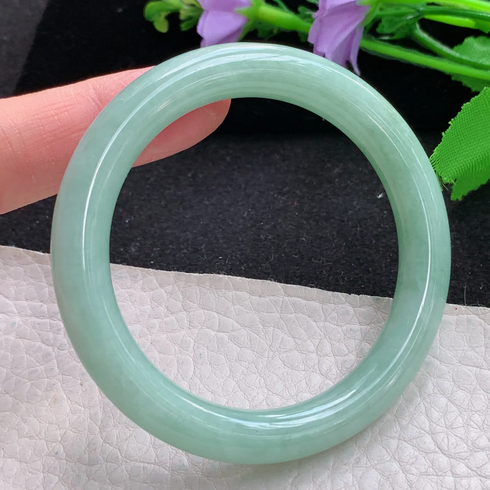 n小圈口52*8.7叮当镯 缅甸翡翠玉手镯水绿绿秀气圆条玉手环 美人镯