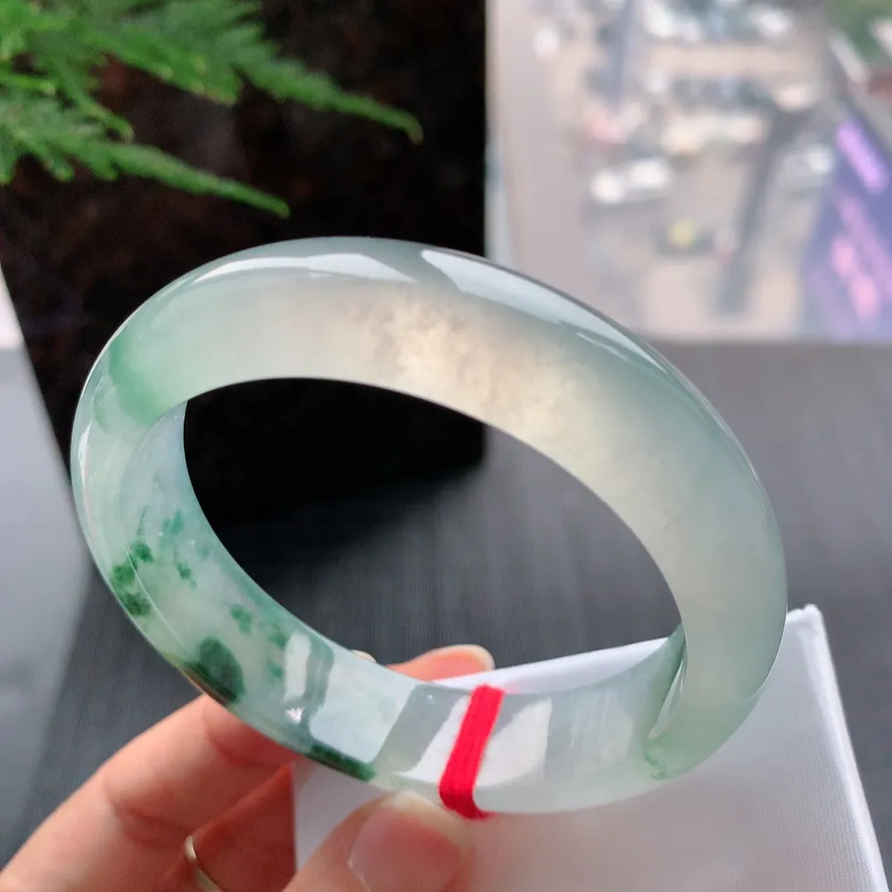 正圈冰玻飘花 无瑕 尺寸:58.4/15.1/8.2 花美 种水好