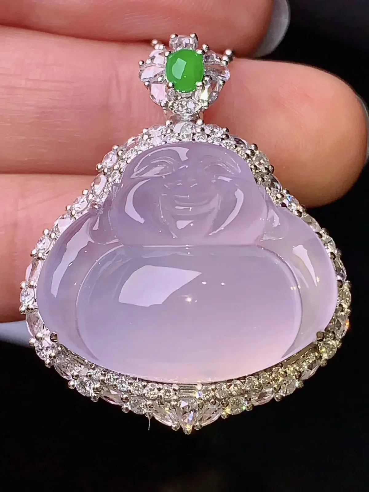 18k金钻镶嵌冰种佛公吊坠 玉质细腻 色泽艳丽 整体尺寸34*27.5*14.2