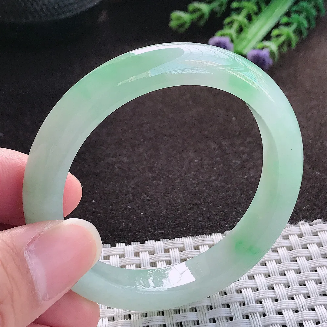 天然a货翡翠51.5/10.4/7.9老坑冰胶果冻小圈口冰晴绿手镯宽边玉手镯