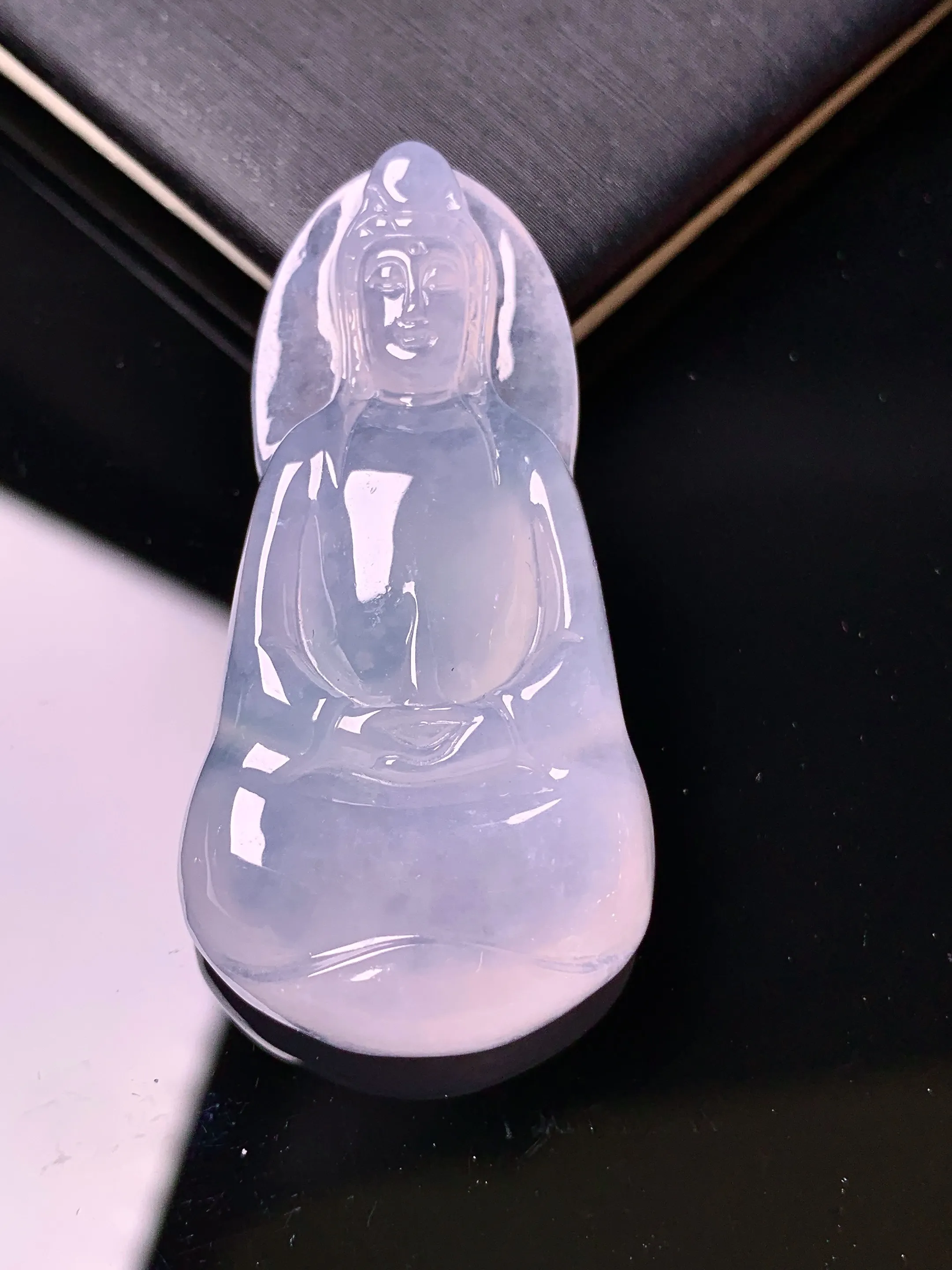 冰种观音吊坠 玉质细腻 色泽清新艳丽 整体尺寸43*21.6*7