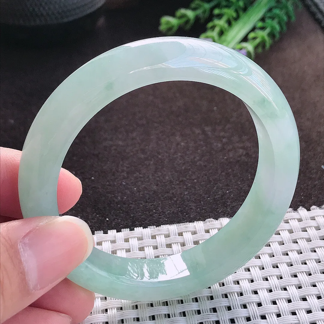 天然a货翡翠54.5/12.3/8.6老坑冰胶果冻冰晴绿手镯宽边玉手镯