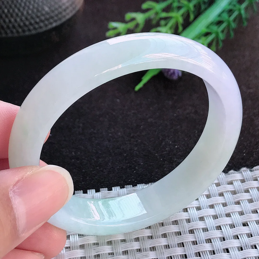 天然a货翡翠52.5/47/13.1/7.1老坑秀气冰润贵妃手镯宽边玉手镯