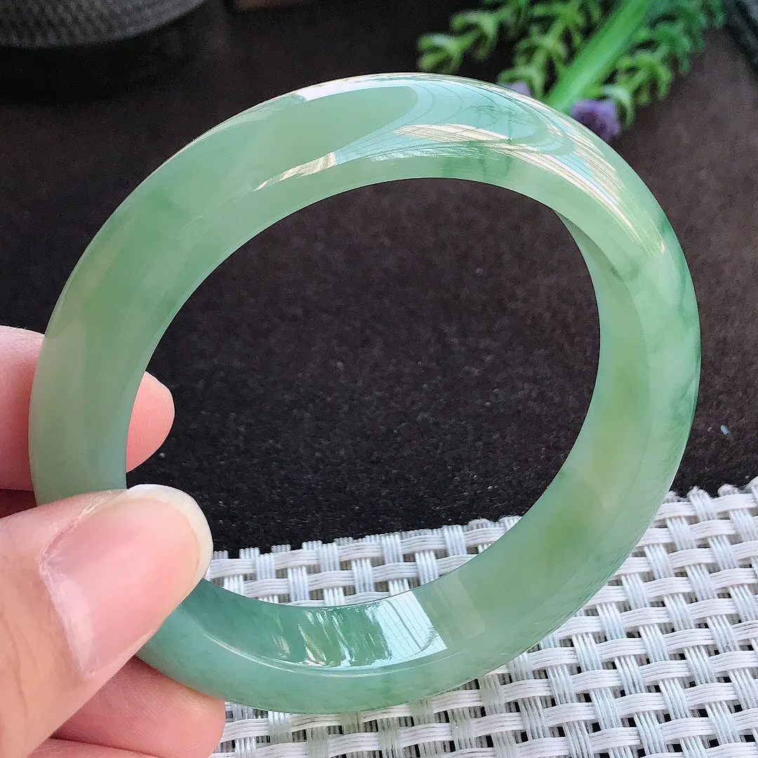 天然a货翡翠56.5/13.7/8.4老坑冰胶果冻飘花满绿手镯宽边玉手镯