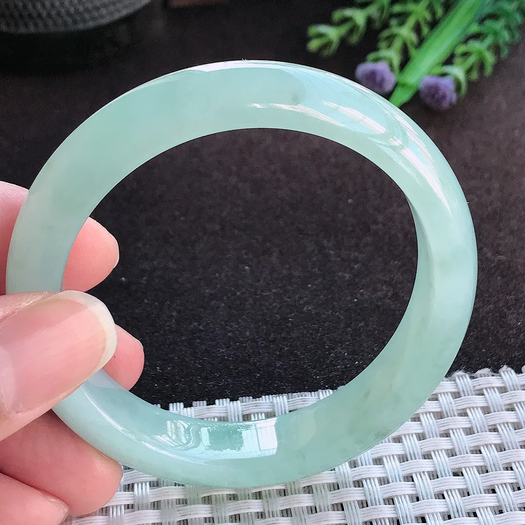 天然a货翡翠54.8/11.9/8.2老坑冰胶果冻冰晴天空蓝手镯宽边玉手镯