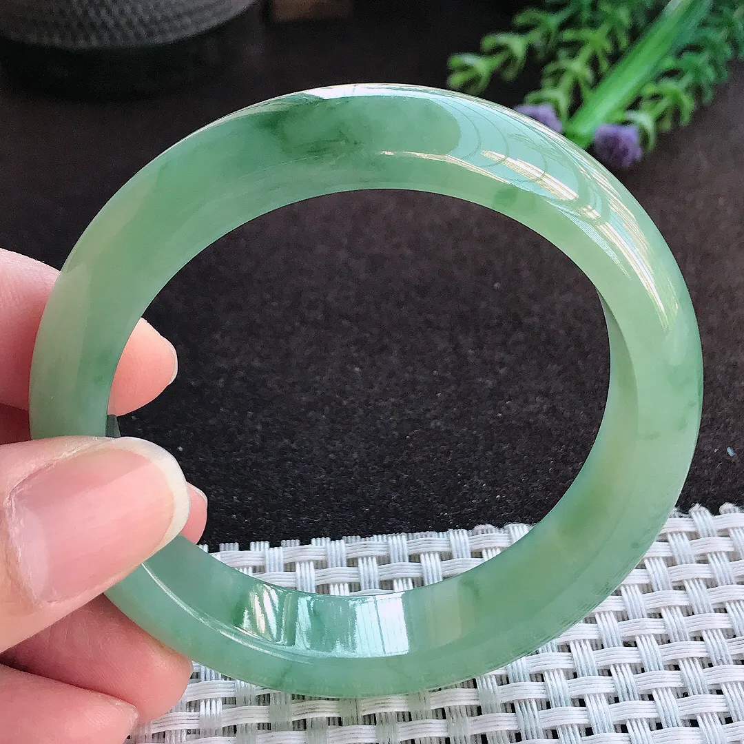 天然a货翡翠56.5/13.7/8.4老坑冰胶果冻飘花满绿手镯宽边玉手镯