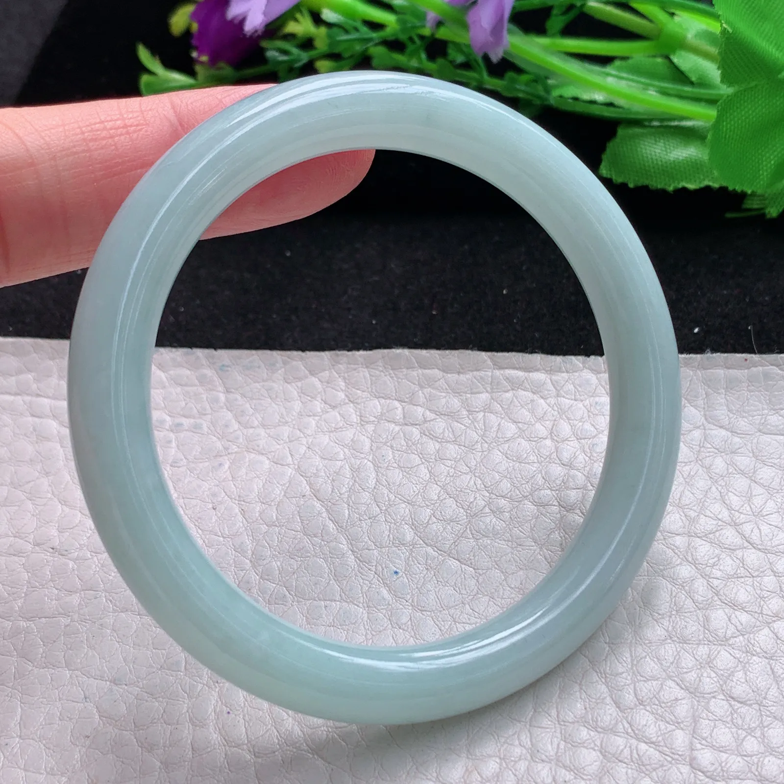 xx自然光53*8.2*8美人镯 缅甸翡翠a货玉手镯浅绿圆条珠宝玉手环 叮当镯