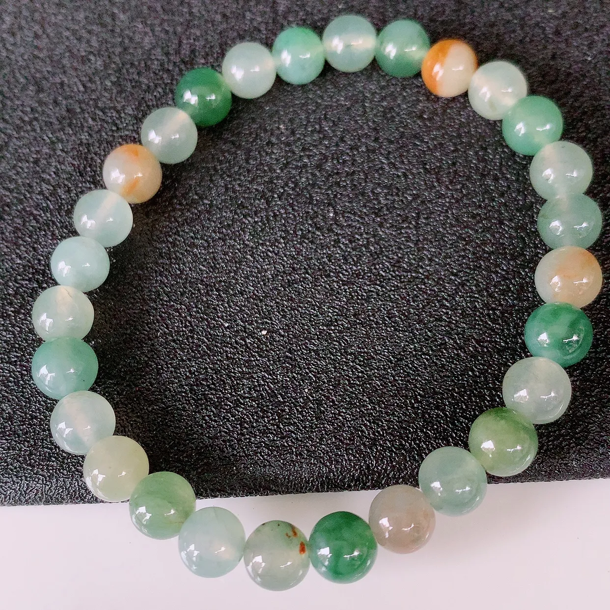 自然光实拍，冰种多宝翡翠手链，多彩翡翠手串，颜色丰富，料子细腻，高档大气，自戴送礼佳品！#46.17取一尺寸6.5mm