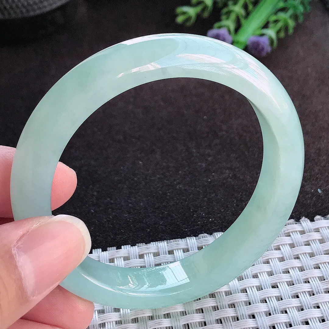 天然a货翡翠54.8/11.9/8.2老坑冰胶果冻冰晴天空蓝手镯宽边玉手镯