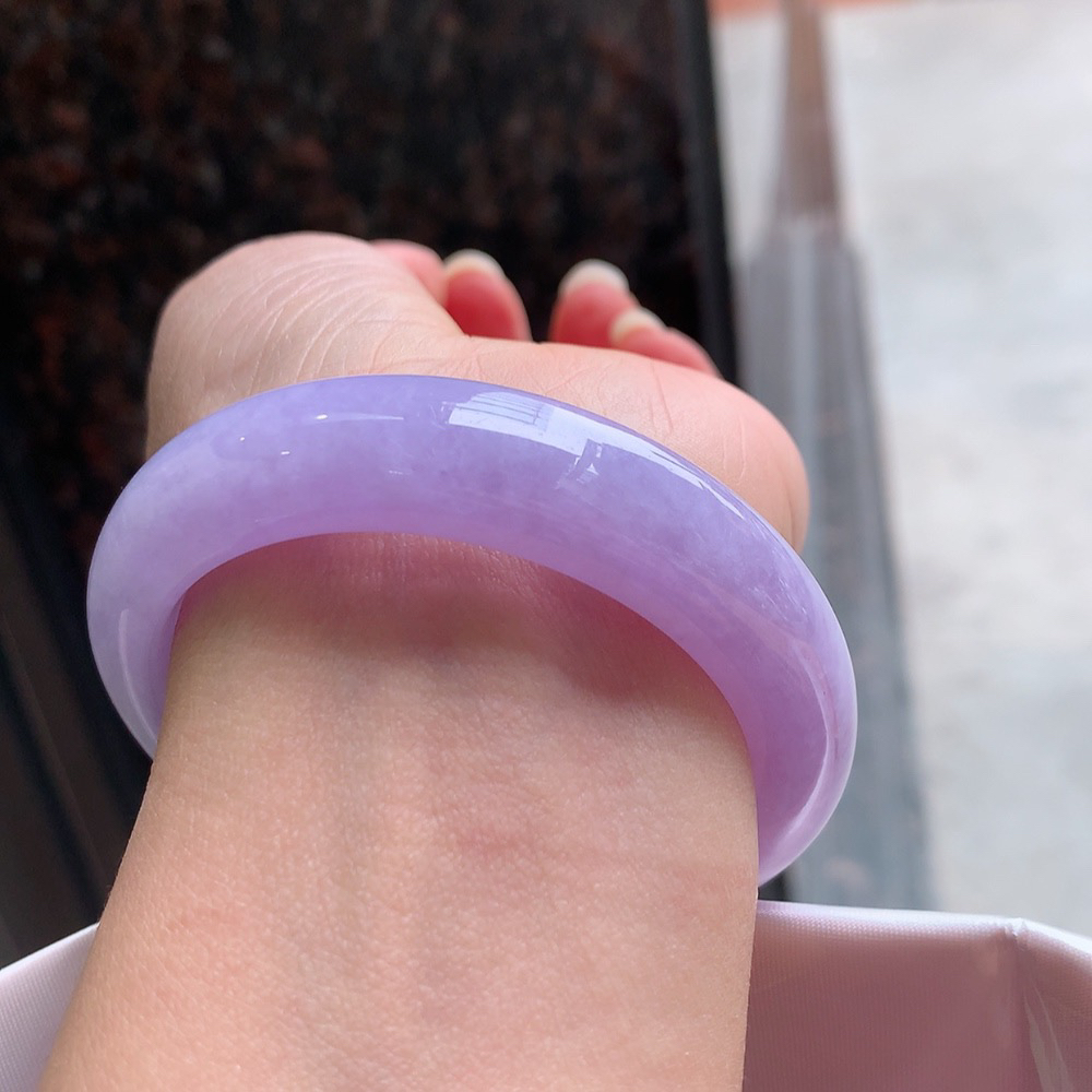 正圈满色紫罗兰 无瑕 尺寸:52.1/13.1/8.7 实物紫淡一分 超美