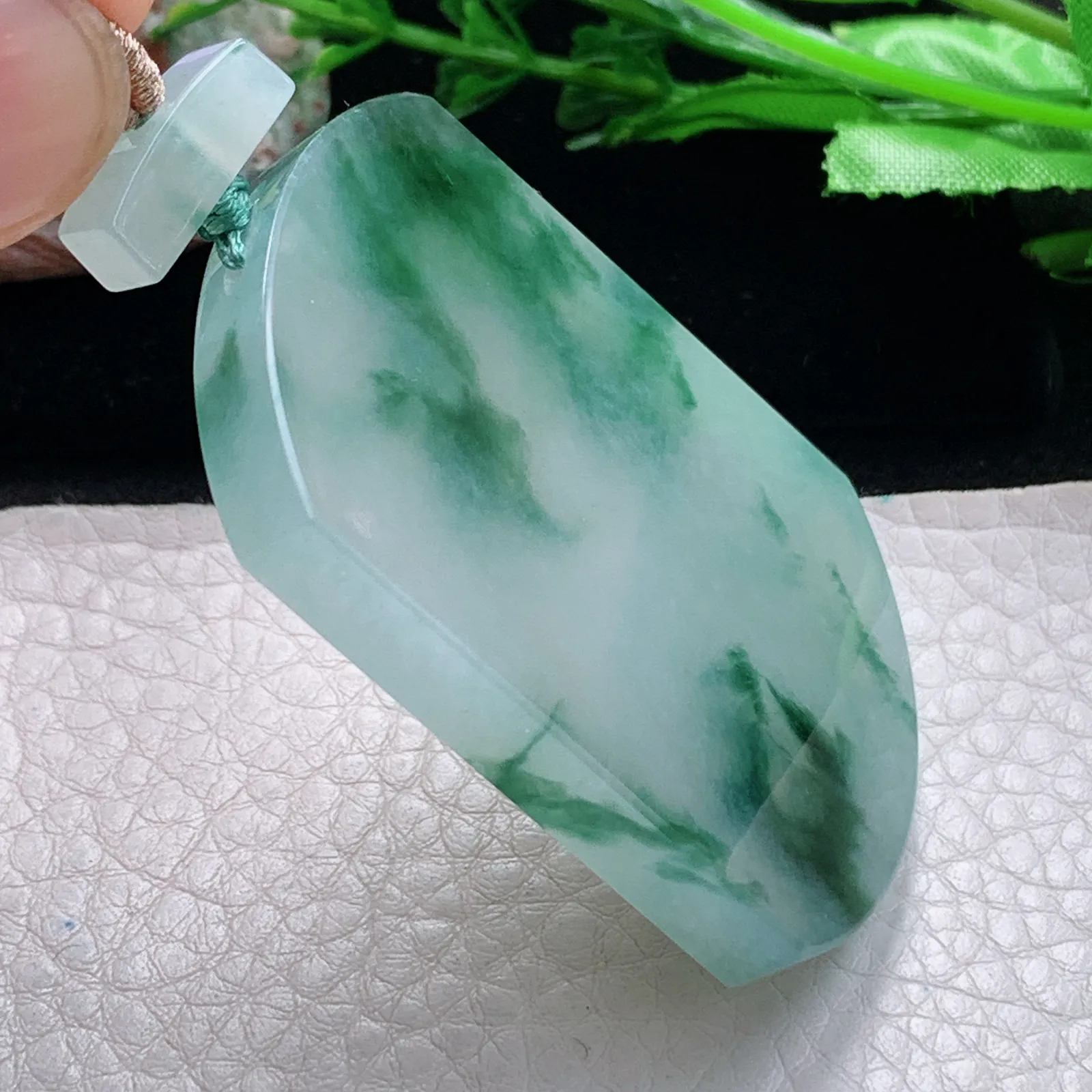 zzx自然光55*39.8*6天然缅甸翡翠冰飘花平安无事牌玉吊坠 玉挂件