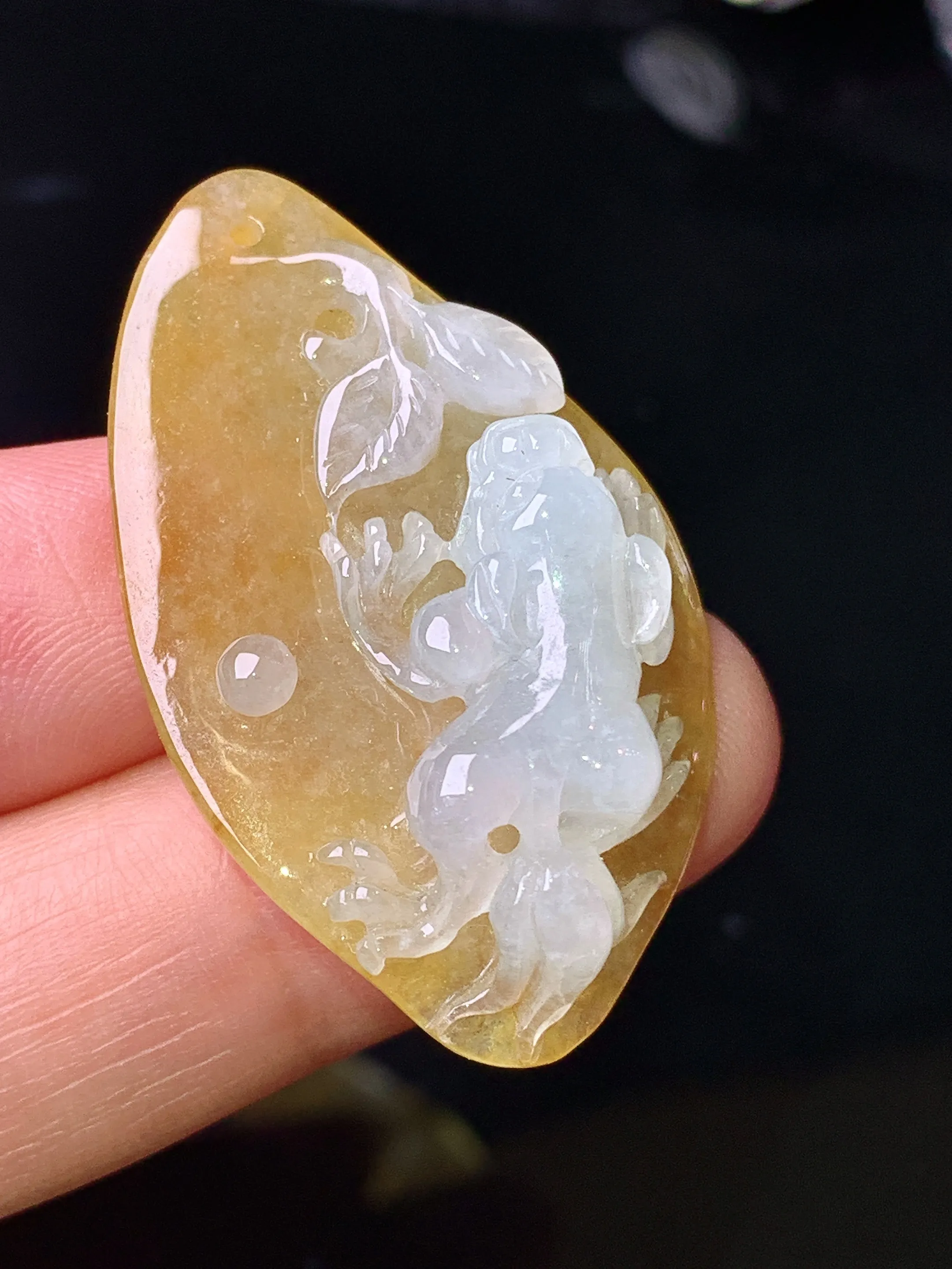 黄翡貔貅吊坠 玉质细腻 色泽清新艳丽 整体尺寸38.3*23.6*8.8