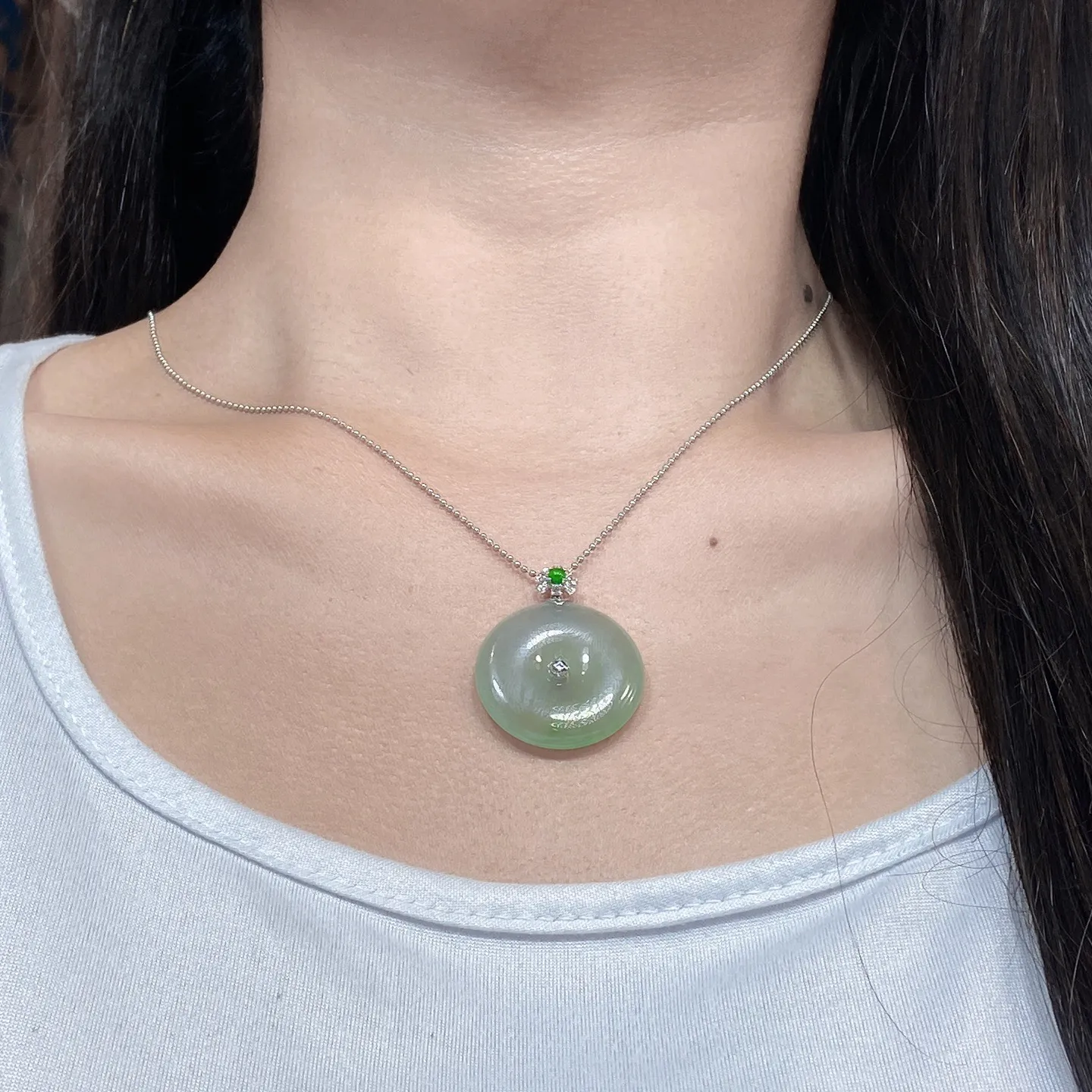 冰晴平安扣吊坠 尺寸34.5-26.9-5.4毫米