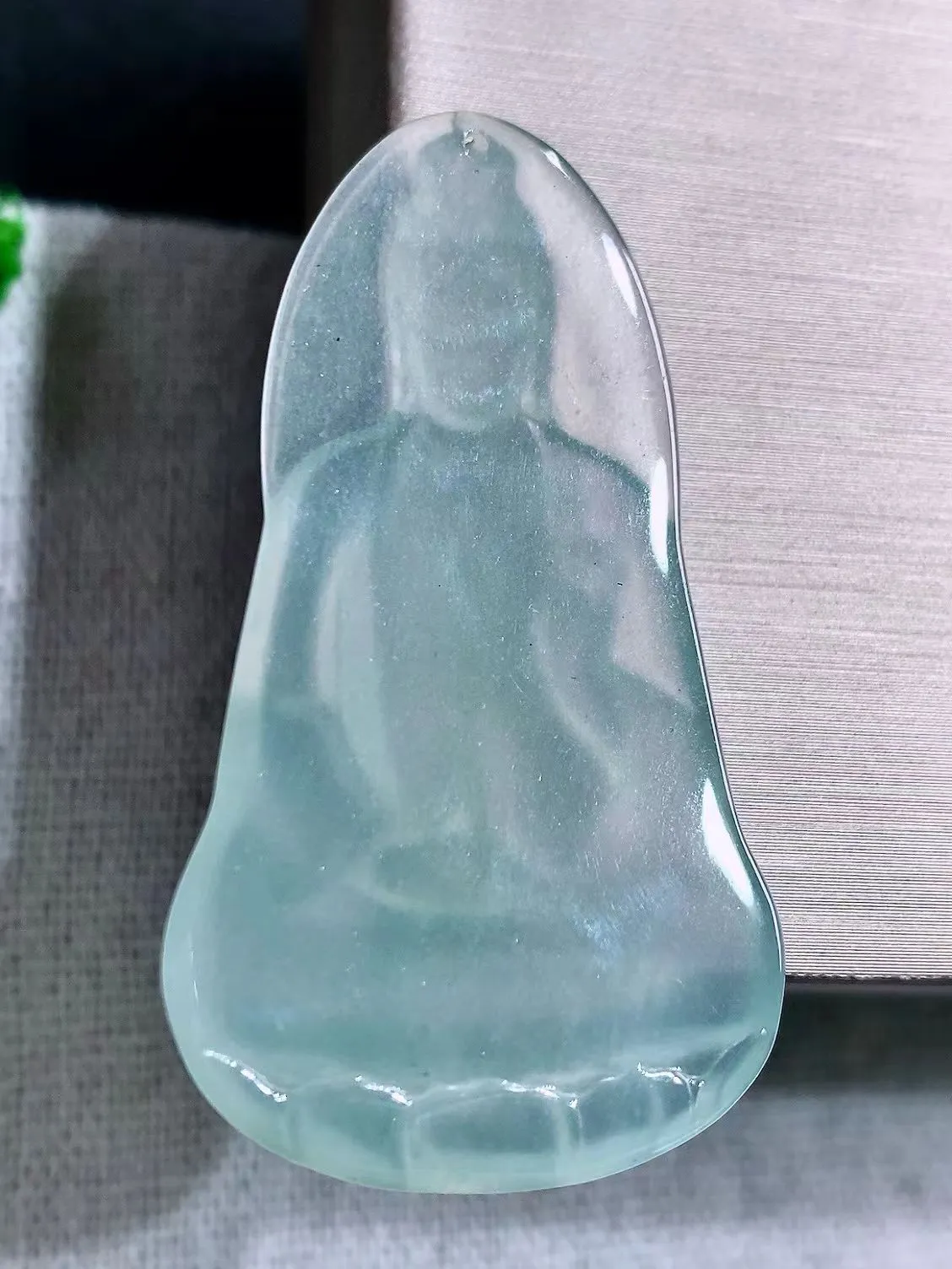 高冰观音吊坠 ，尺寸 49/27/4.8，性价比推荐，细腻水润a6