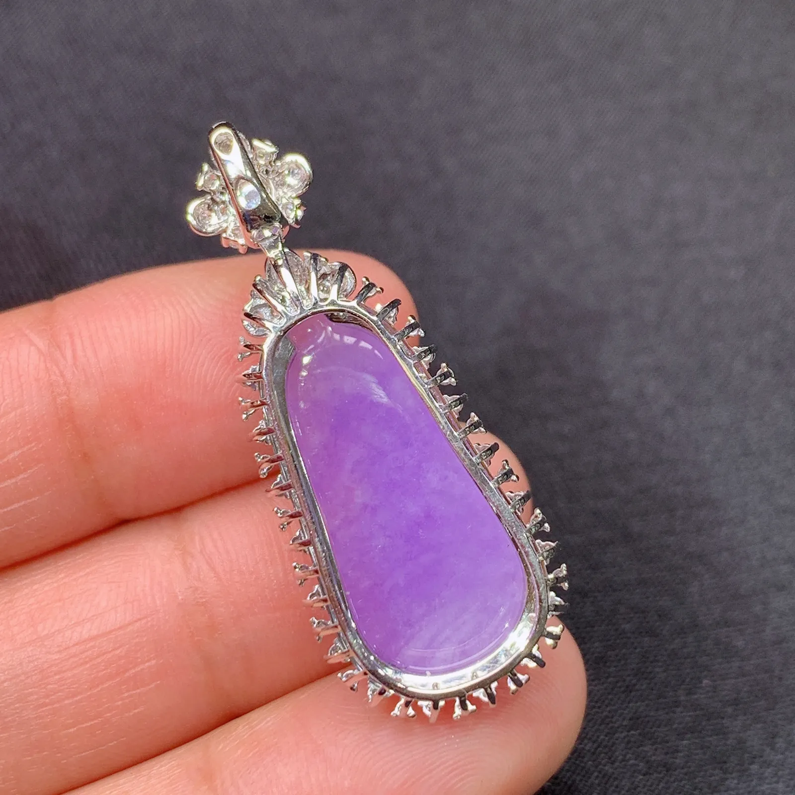 紫罗兰福瓜吊坠，18k金镶嵌，温润细腻，颜色浓郁 Ax 尺寸37*15*9.7